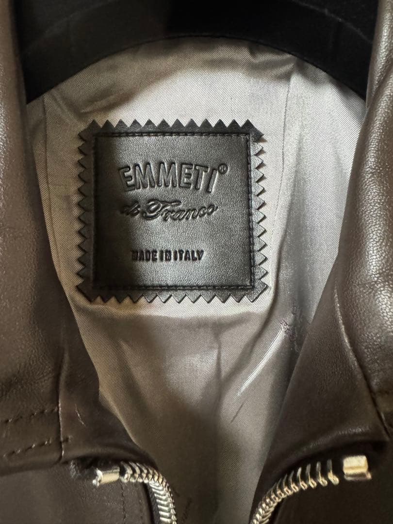 EMMETI GIACOMO エンメティ　ジャコモ　襟付きラムレザージャケット