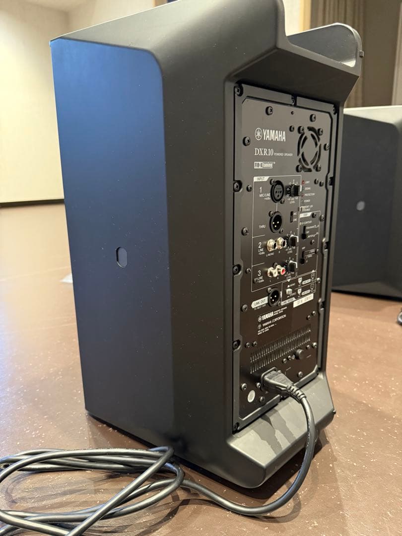 DXR10 10\"2-way Active Loudspeaker①