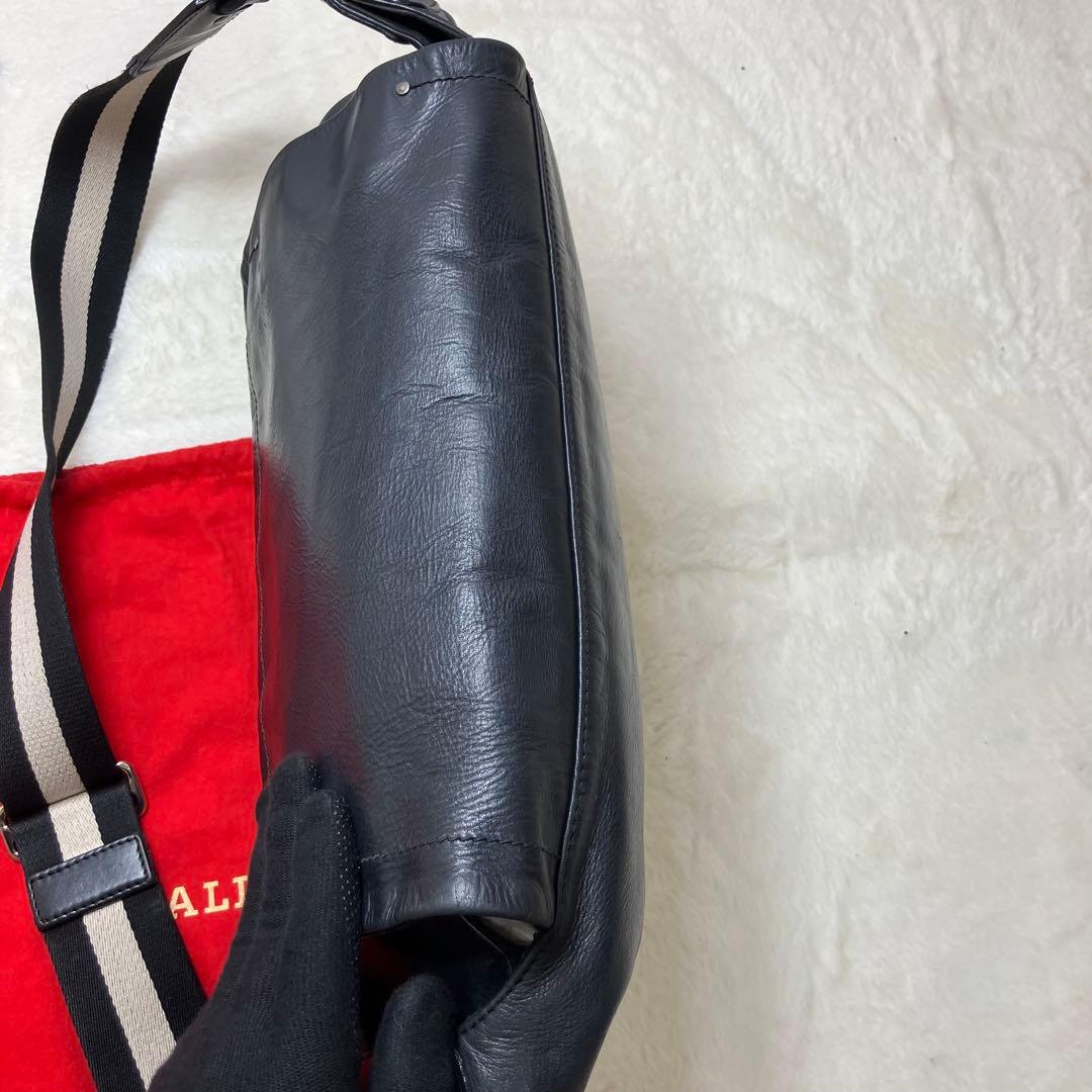 バリー トレインスポッティング 本革 レザー メッセンジャーバッグ ブラック