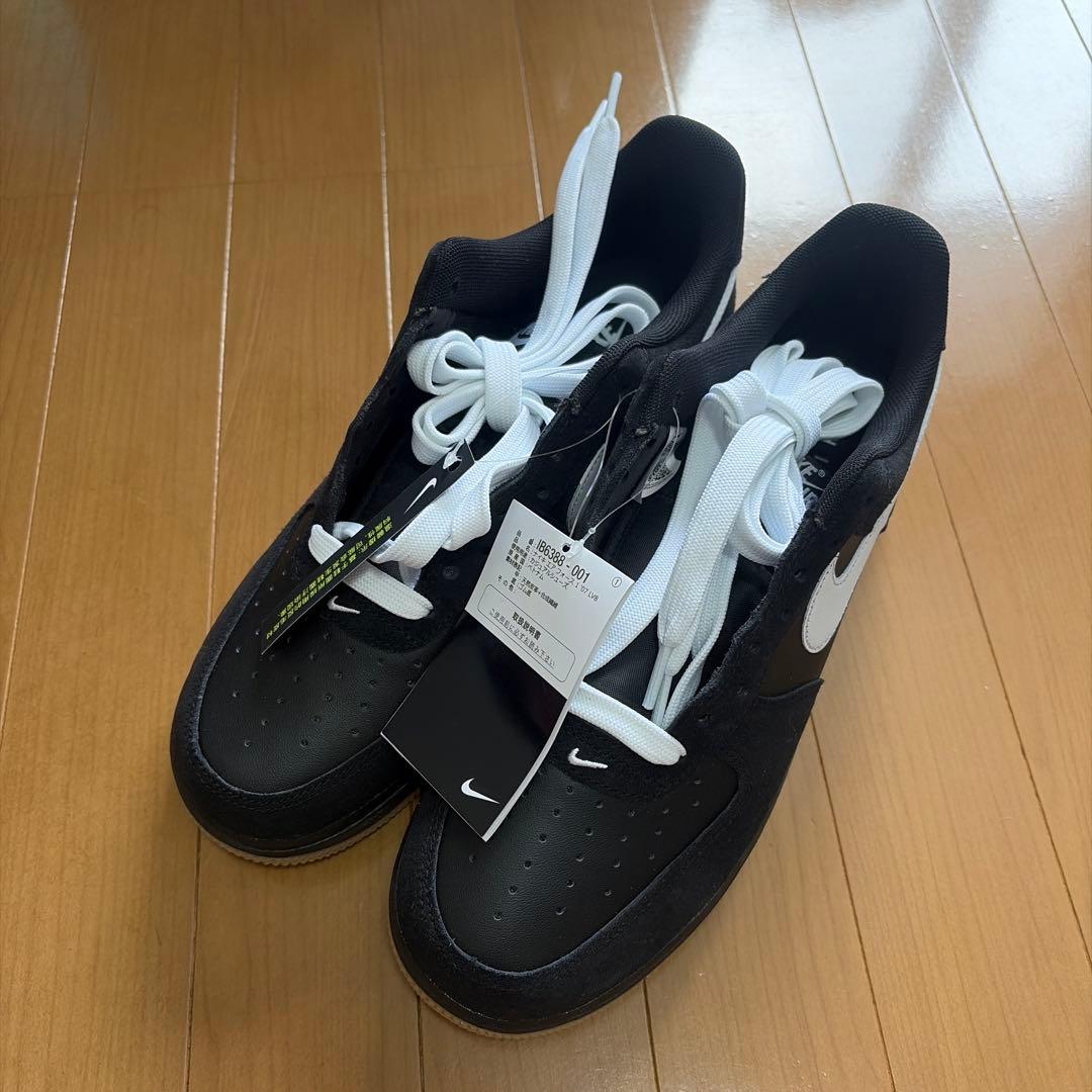 Nike Air Force 1 ’07 LV8 26cm