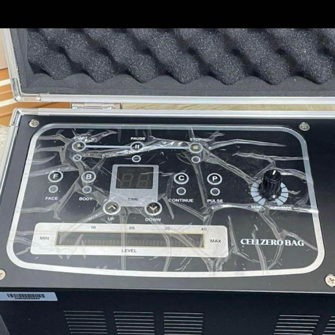 じぶんでエステ　セルゼロバッグ　フェイス ボディ用 エステマシン