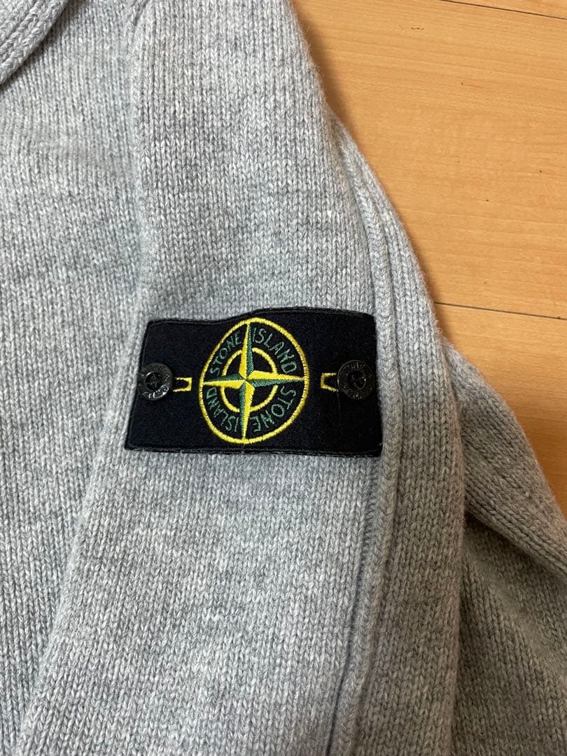 ストーンアイランド グレー カーディガン