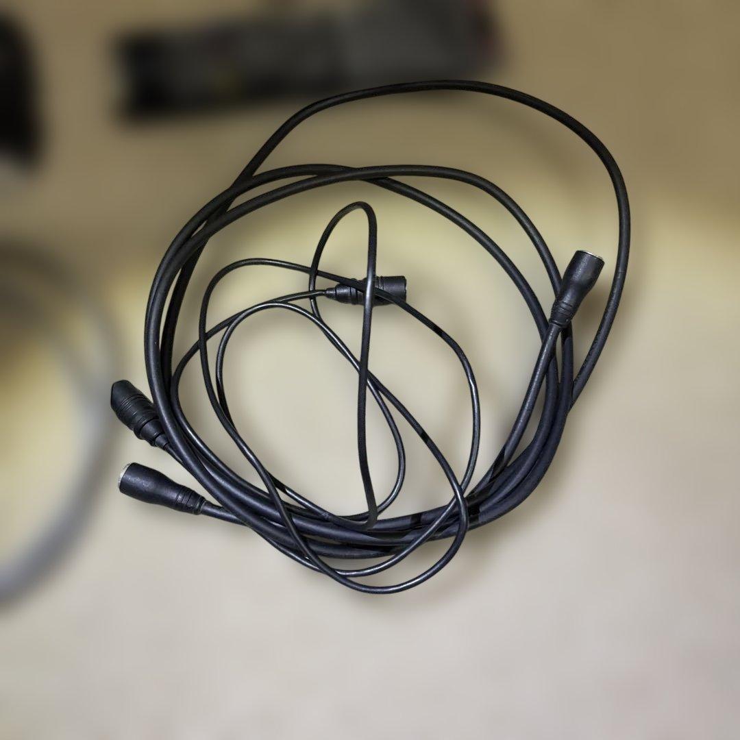 L*d様 TT-4k100 中古　動作正常