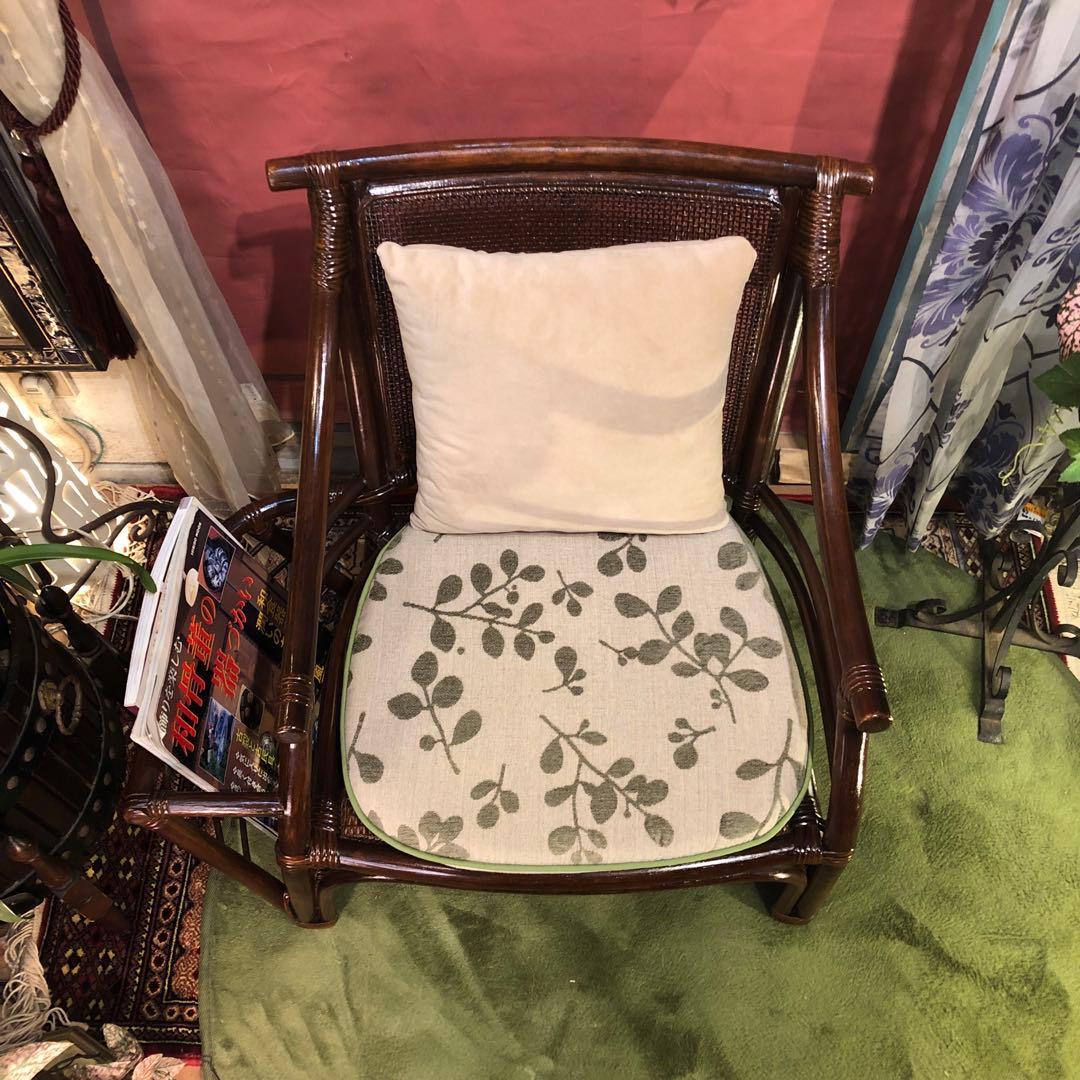 ヴィンテージ 軽量ラタン　シングルチェア　ラック付