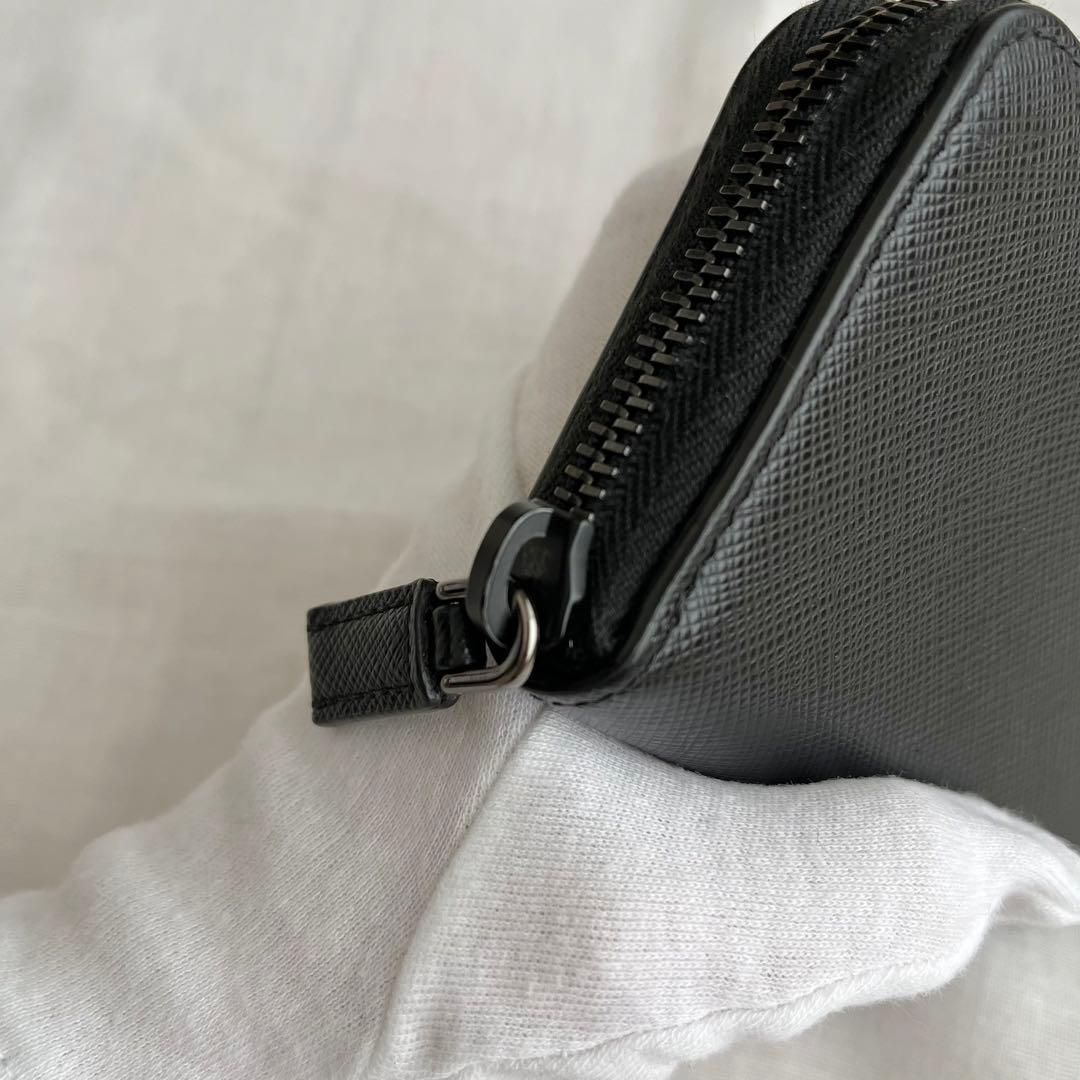PRADA プラダ　ケース　財布　黒 ブラック