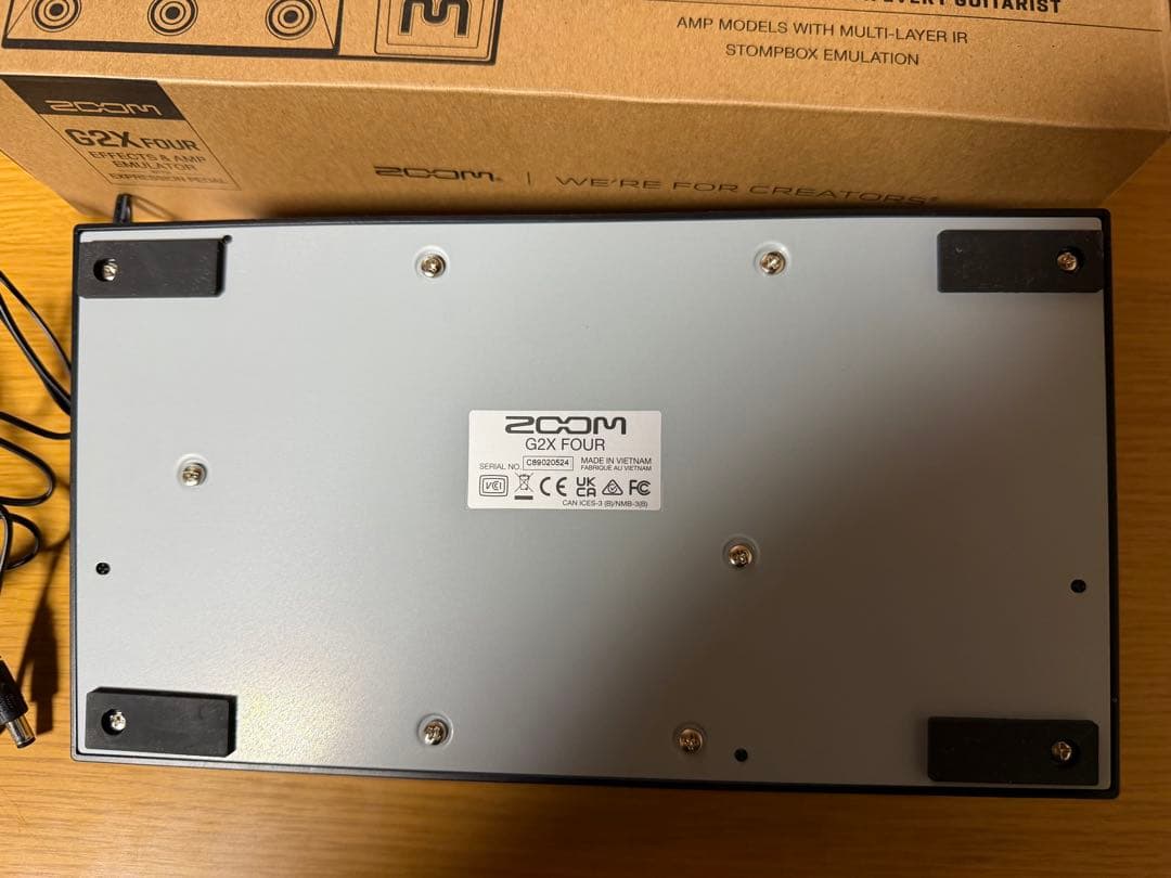 ZOOM G2X FOUR マルチエフェクター