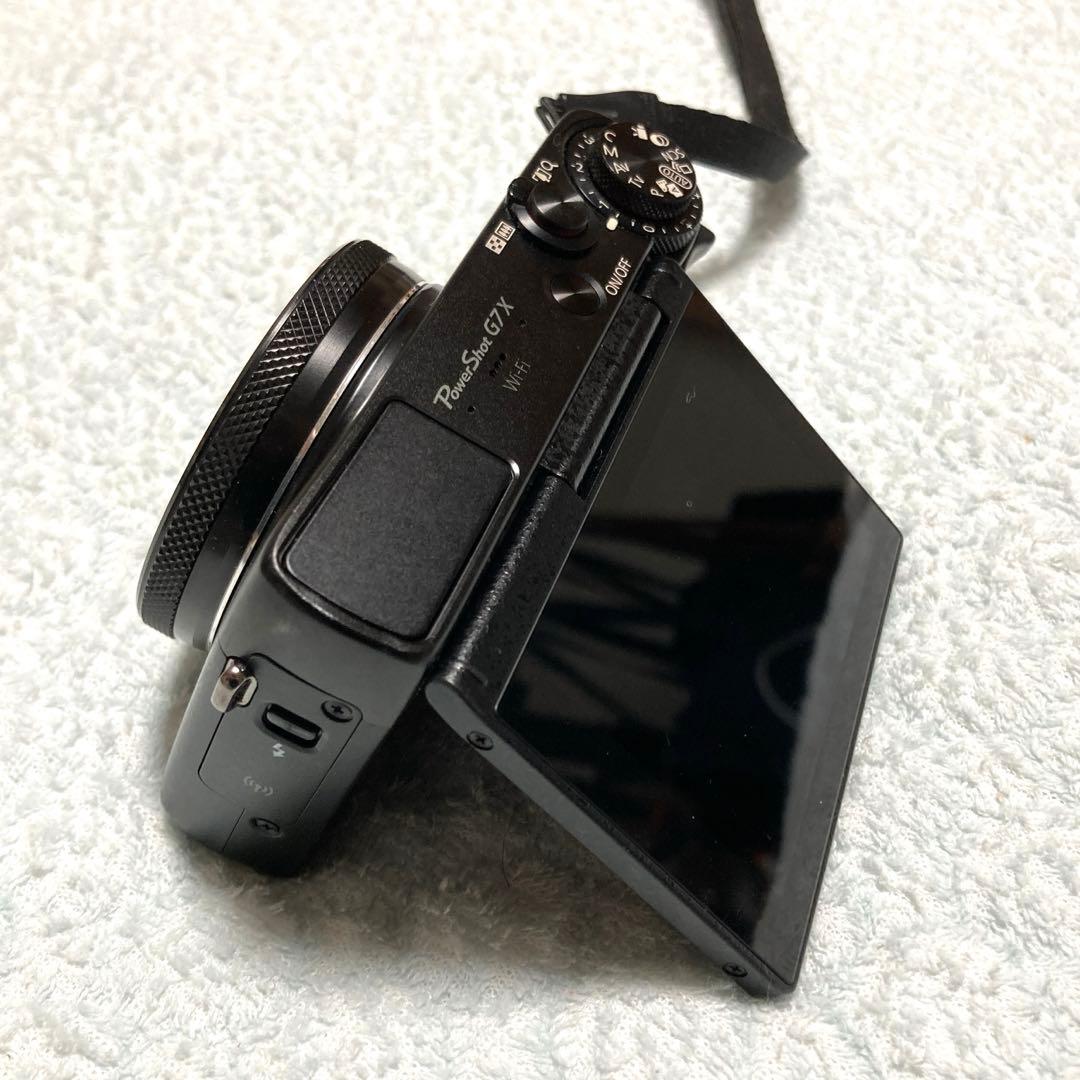 Canon コンパクトデジタルカメラ PowerShot G7X※充電器付き