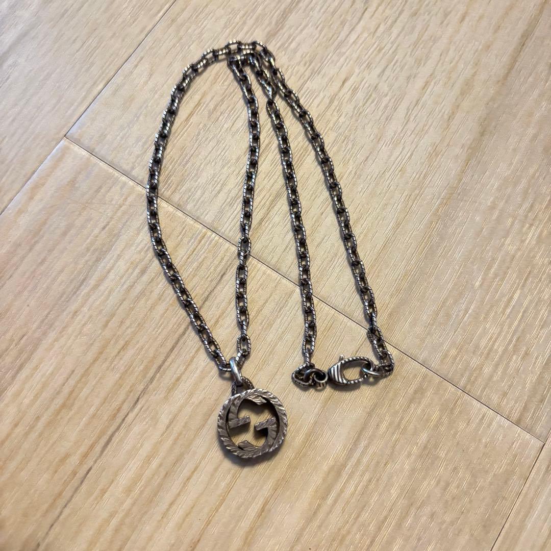 GUCCI ネックレス　ロゴペンダント