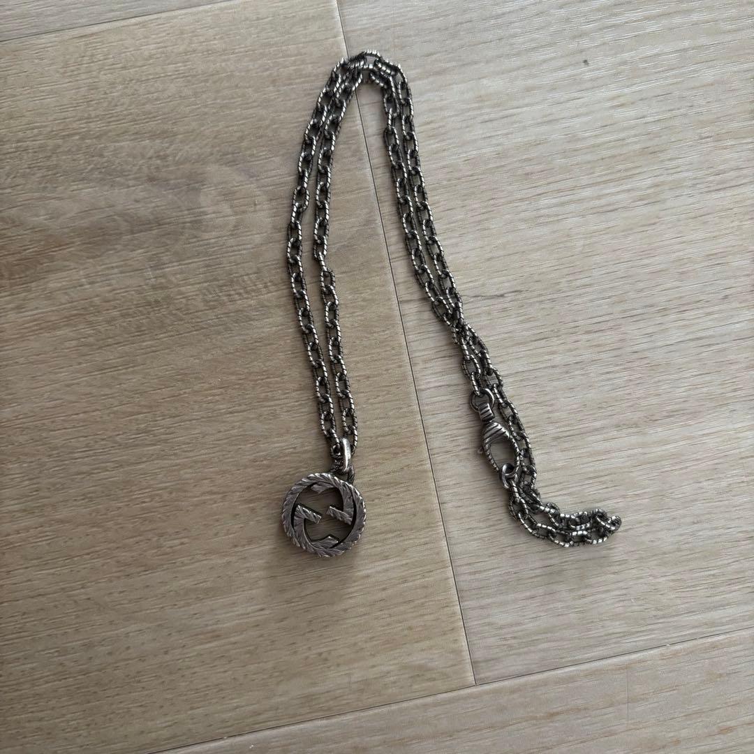 GUCCI ネックレス　ロゴペンダント