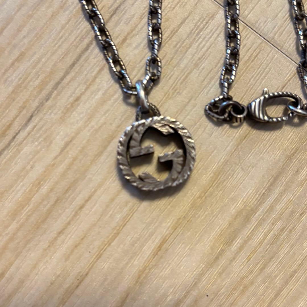 GUCCI ネックレス　ロゴペンダント