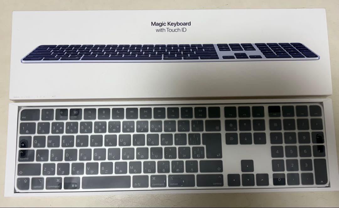 キーボード Magic Keyboard with Touch ID Lightning