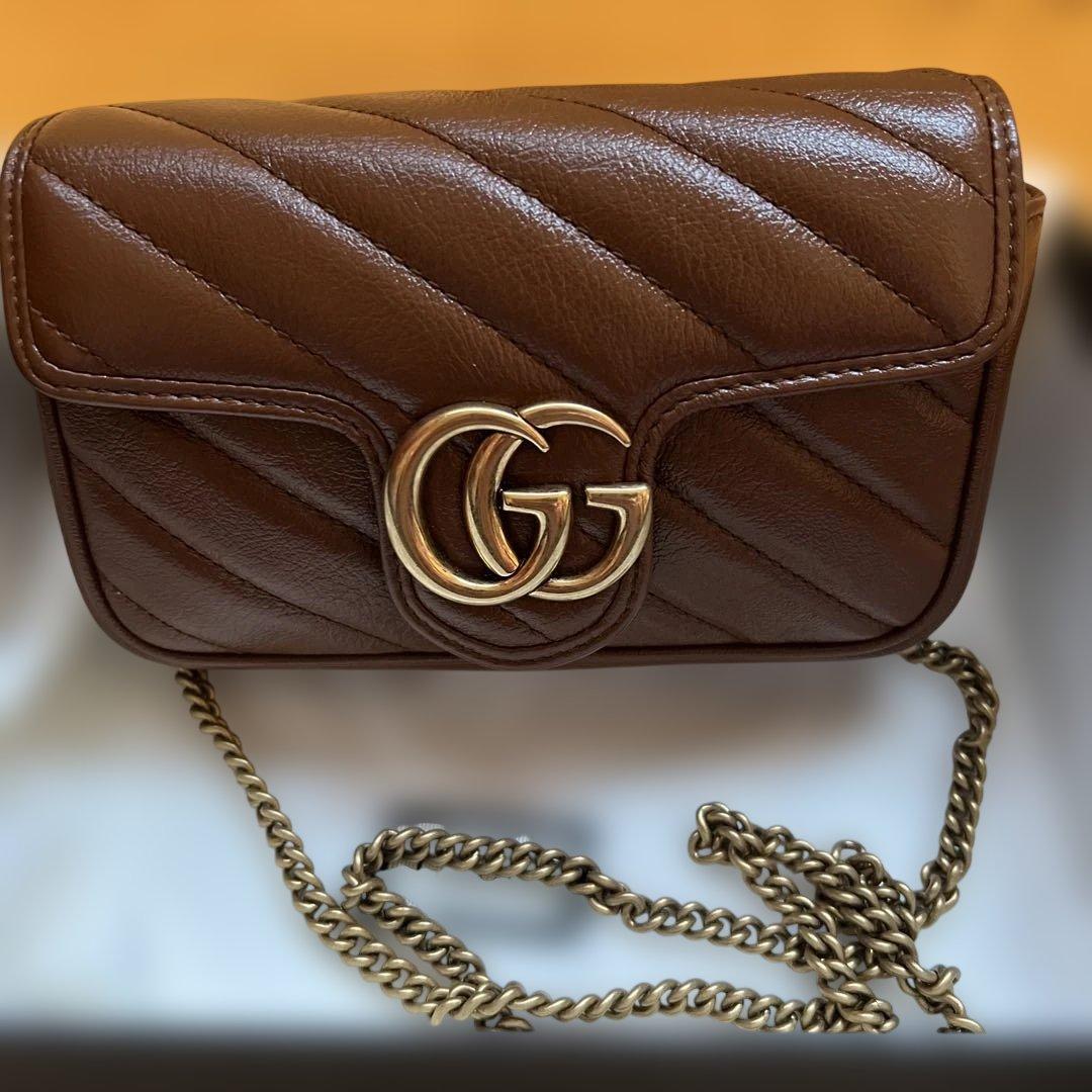 GUCCI 「GG マーモント」ミニショルダーバック　ブラウン