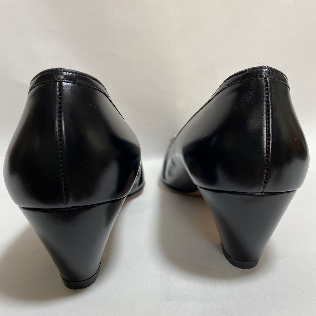 フェラガモ 黒パンプス　約24cm ビンテージ　未使用自宅保管品