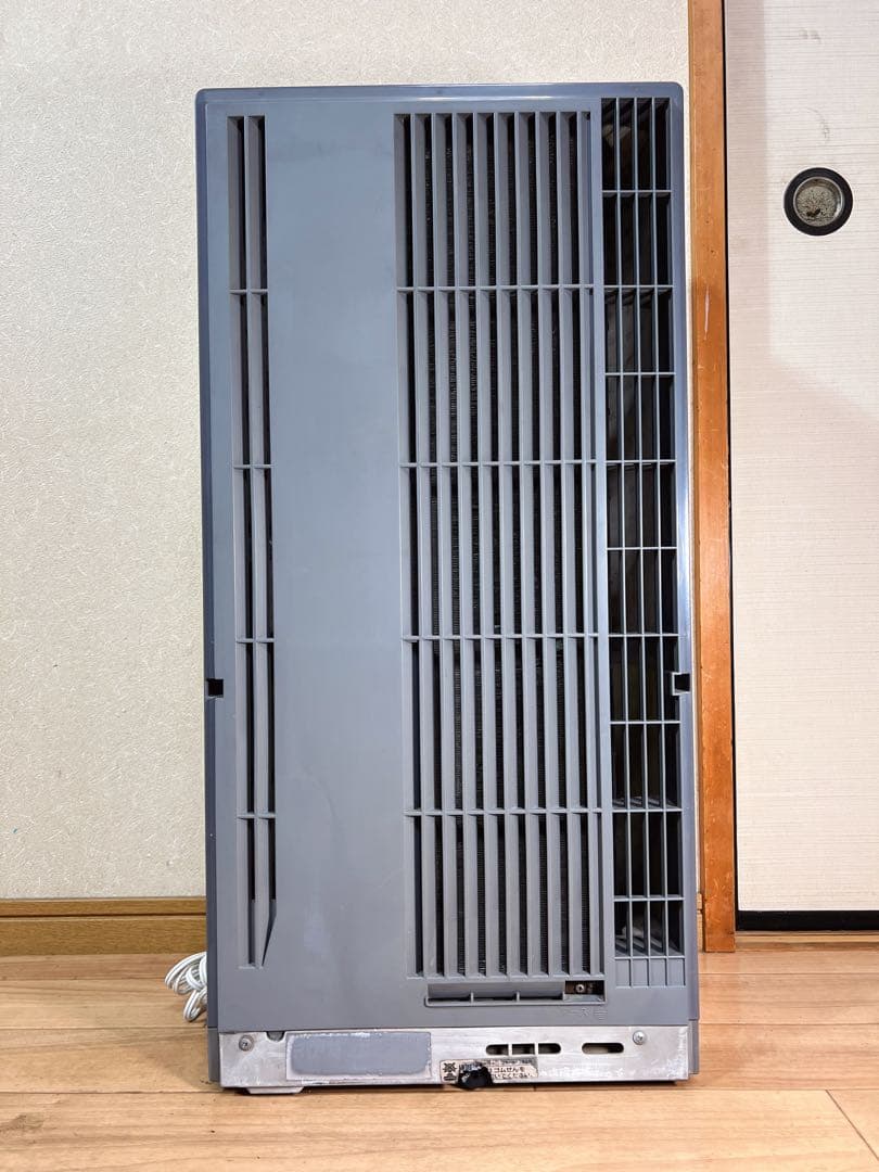 KOIZUMI/小泉精機窓用ルームエアコン冷房専用KAW-18376 ジャンク