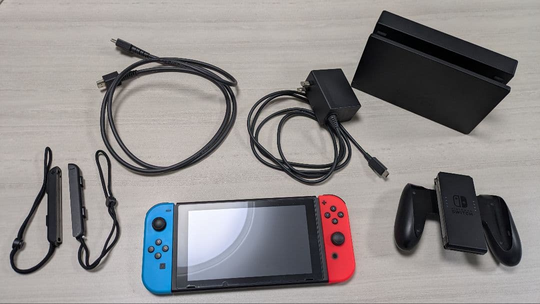 Nintendo switch本体、ガラスフィルム・ケース付き