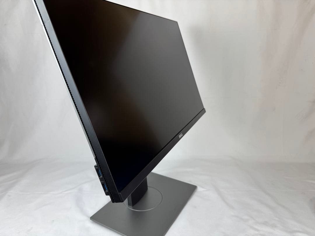 DELL UP2516D 25インチモニター　 PS4対応　回転機能 2k解像度