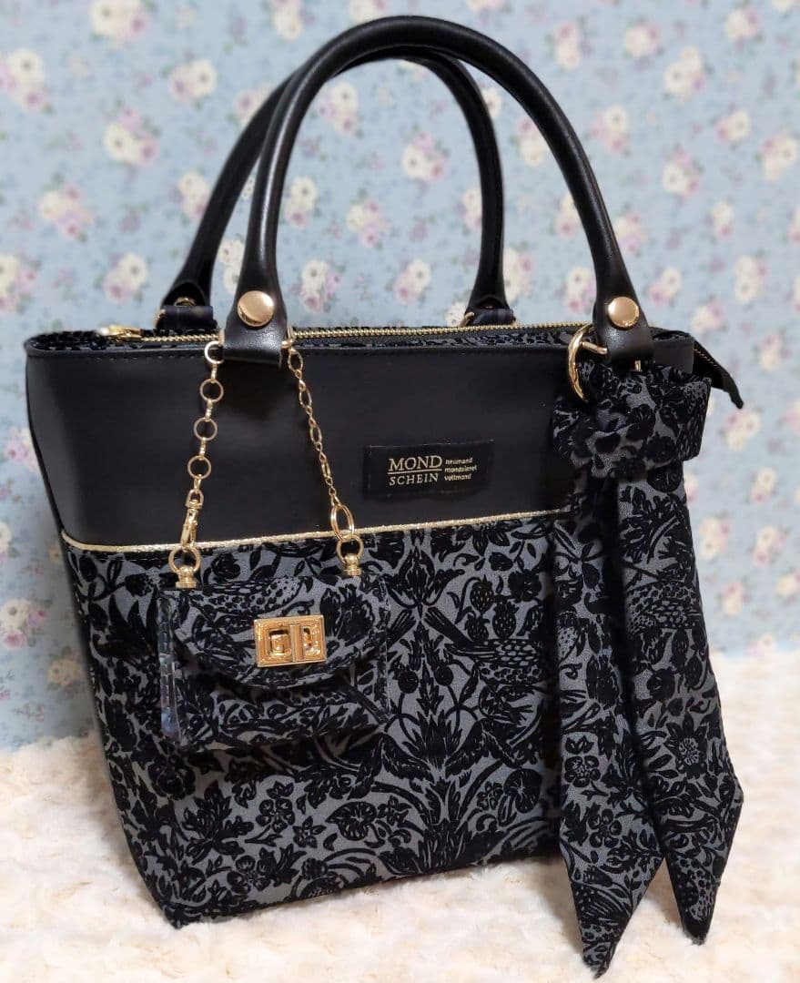 リバティ　ストロベリーメドウ　フロッキー加工　グレー　トートバッグセット