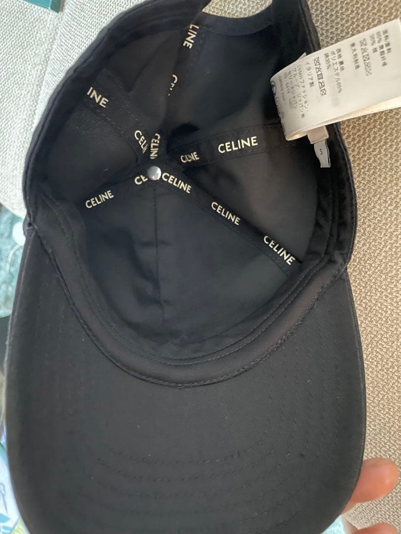 CELINE ブラックキャップ Sサイズ