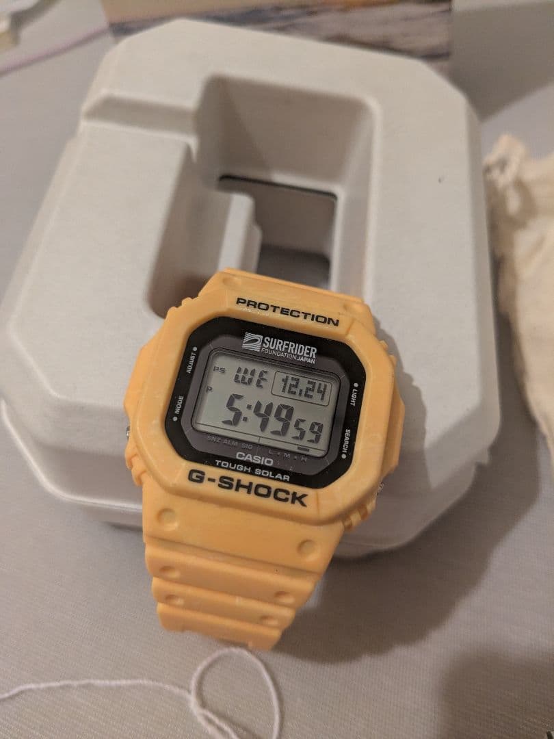 G-SHOCK SURFRIDER ソーラー腕時計