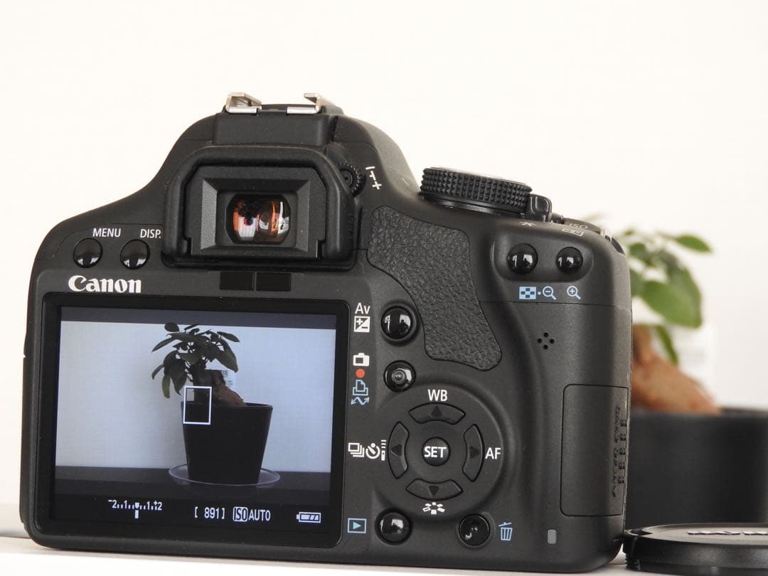 Canon EOS Kiss X3 デジタル一眼レフカメラ 18-55レンズ付き