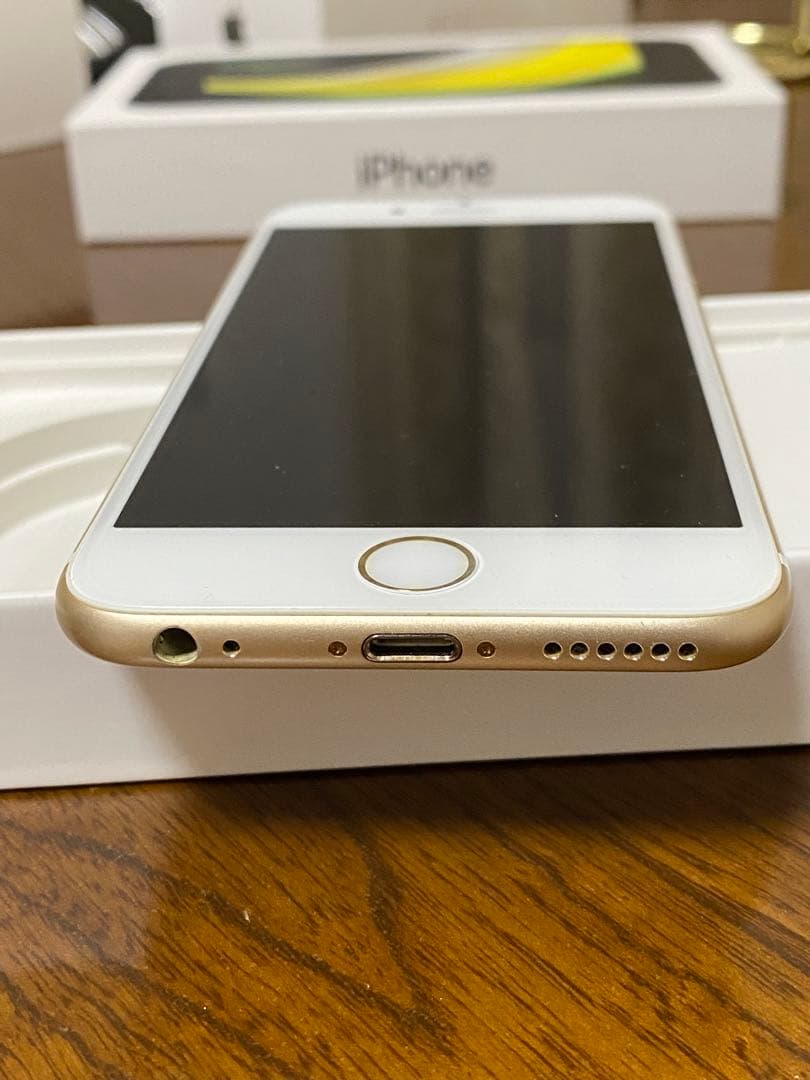 【美品】iPhone 6s 本体　ゴールド