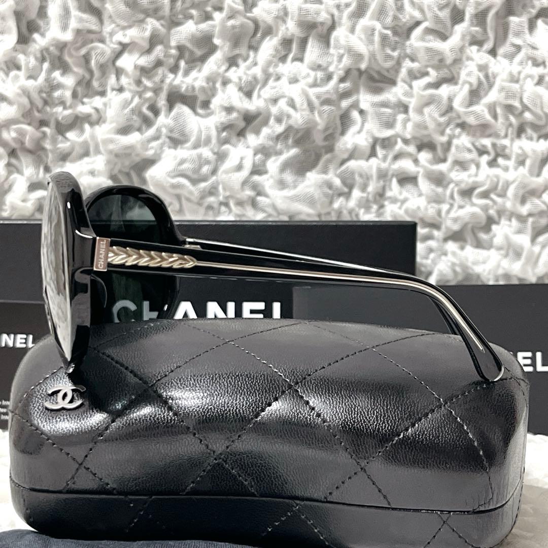 未使用品✨CHANEL ブラック サングラス ケース付き
