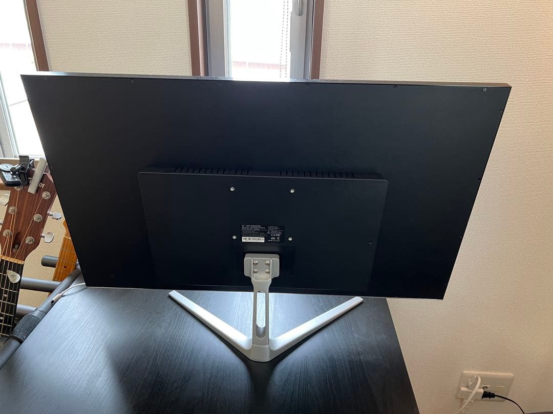 4K 32インチモニター JAPANNEXT