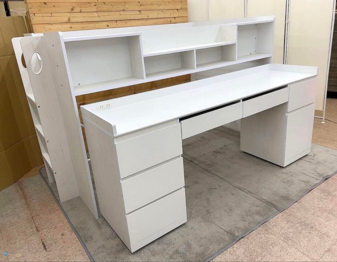 シングルベッド　ホワイトデスク 収納付き　子供