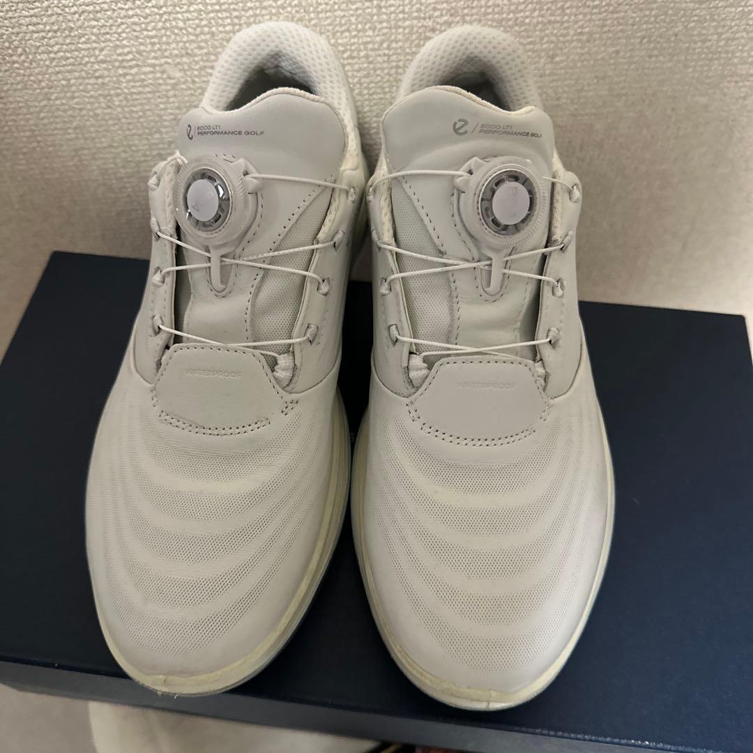 エコーゴルフシューズ　レディース　GOLF LT1 防水レザースパイクレス