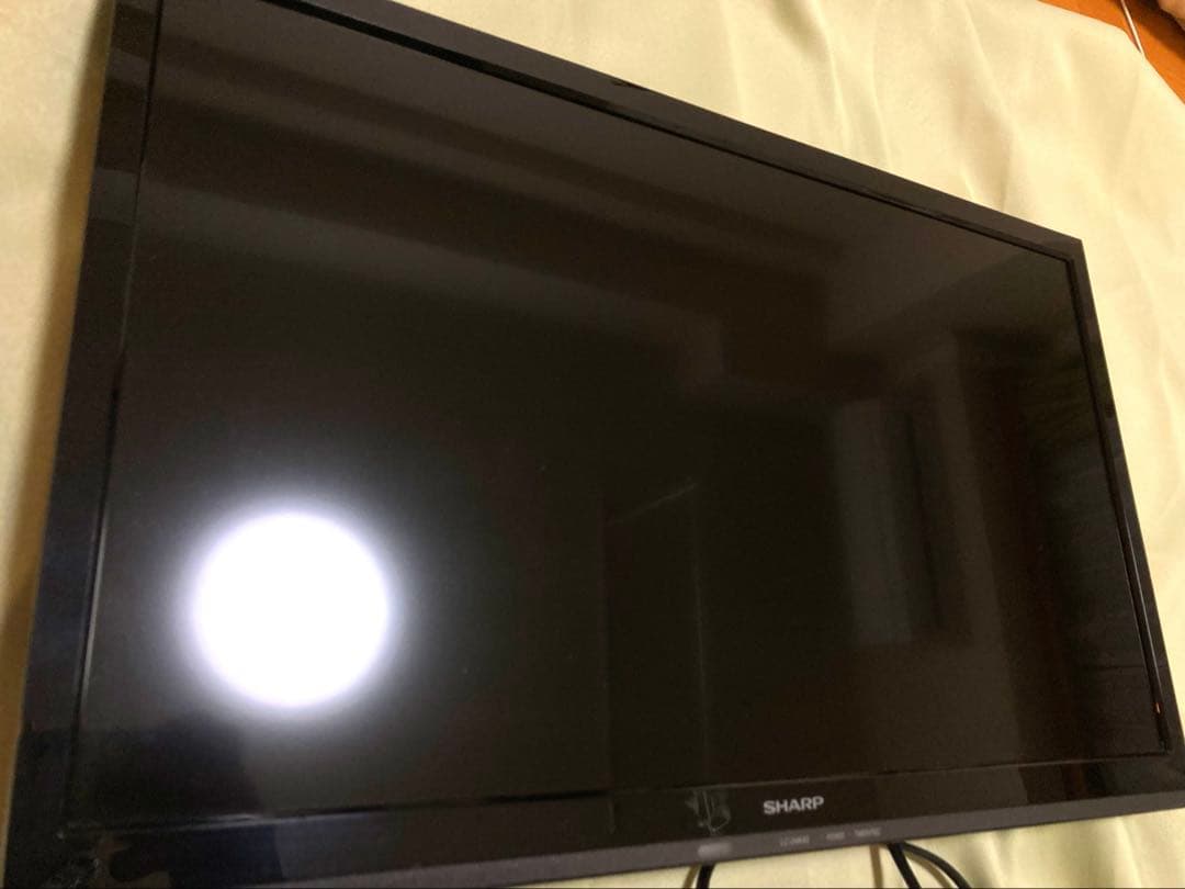 【美品】 AQUOS 24インチ　液晶テレビ (純正リモコン・ケーブル付き)