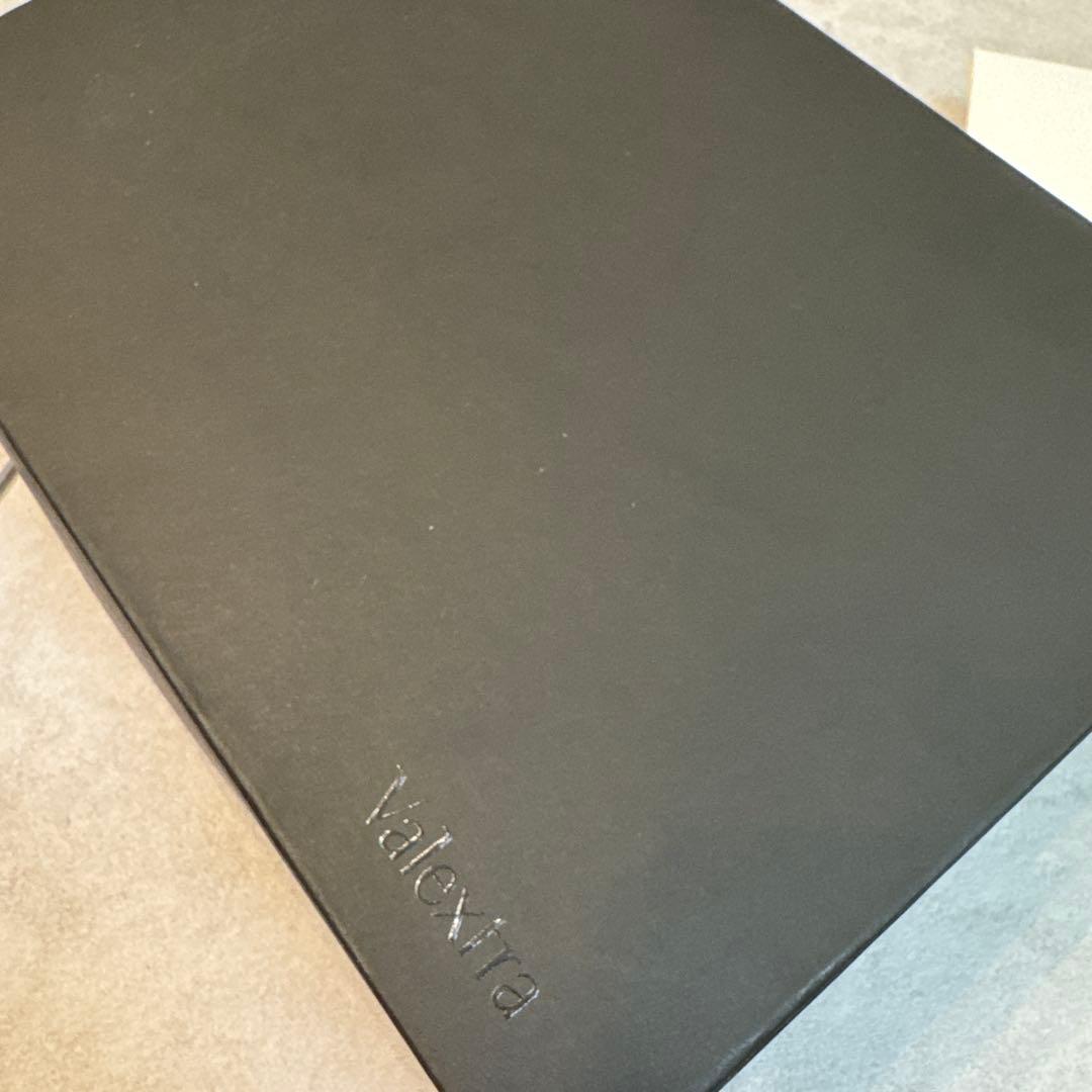 Valextra ブラック　黒 長財布