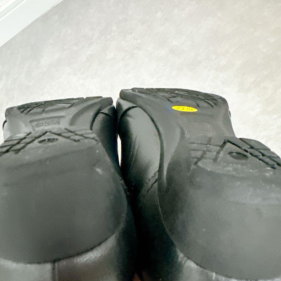 【極美品】アシックスPedala ストラップ　シューズ　黒　コンフォート　23