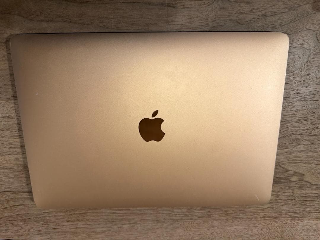 MacBook Air M1 ゴールド 8GB/256GB（傷をご確認下さい）