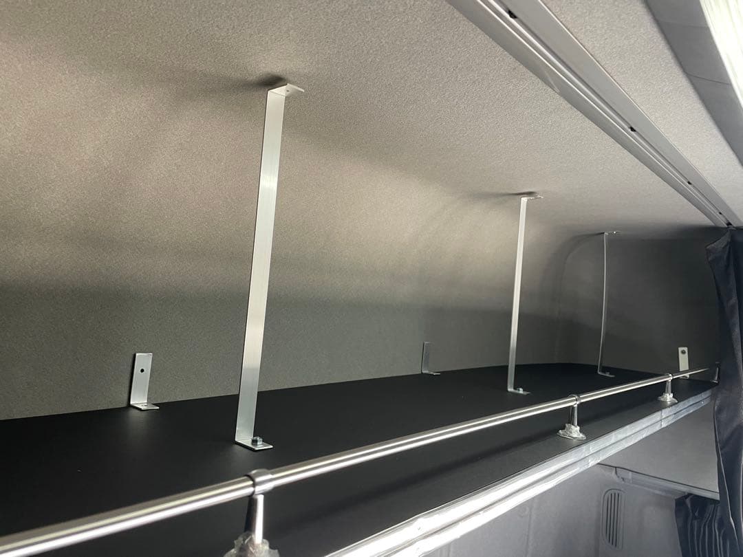 りょんちー‼️UDクオン　オーバーヘッドコンソール　寝台