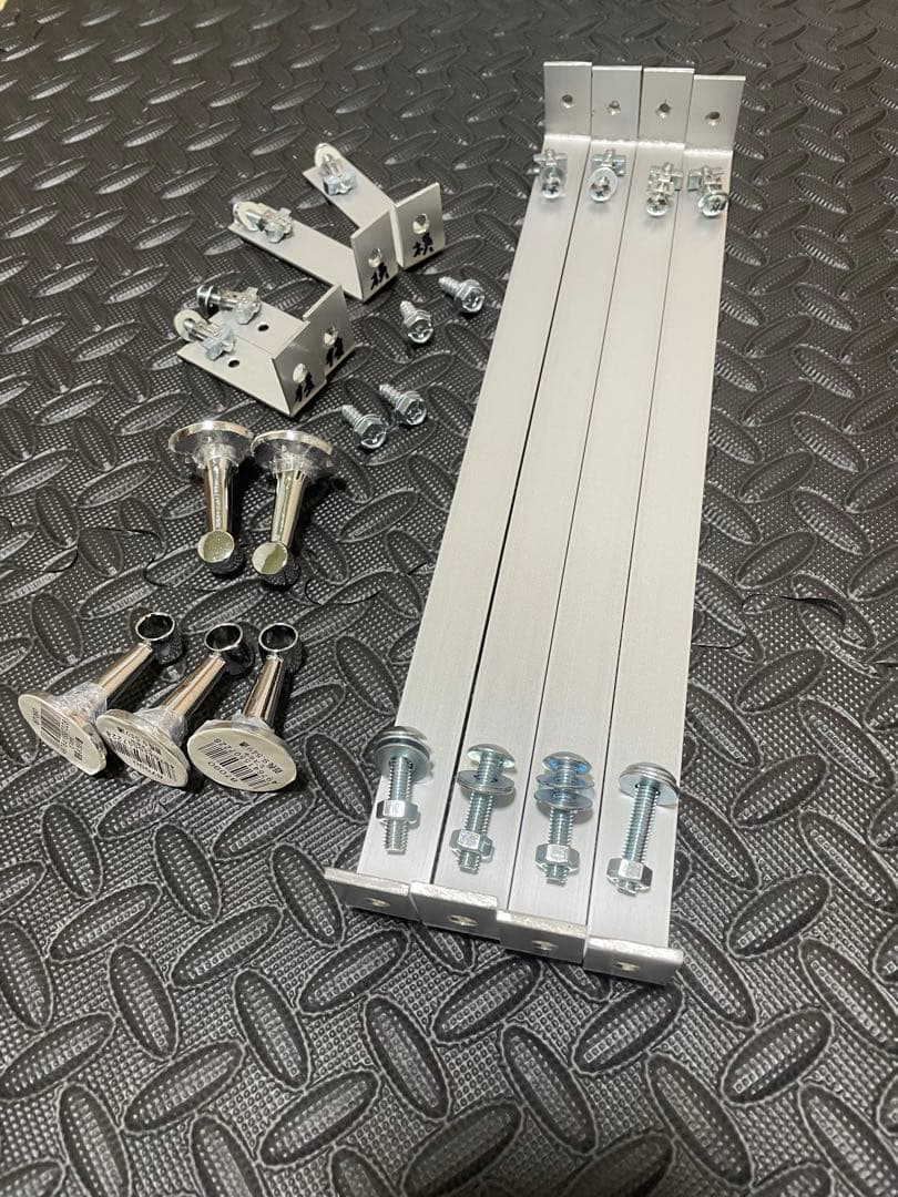 りょんちー‼️UDクオン　オーバーヘッドコンソール　寝台