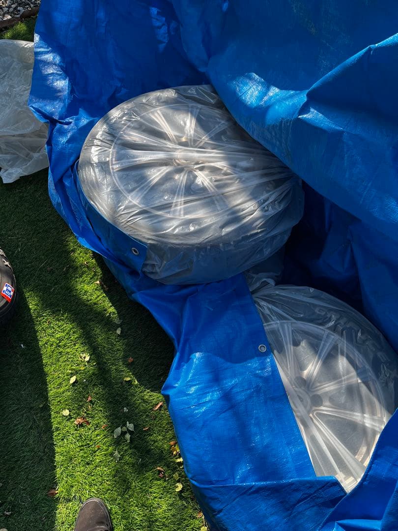 バリ溝　スタッドレスタイヤ　GRIPMAX ホイールセット　205/55R16