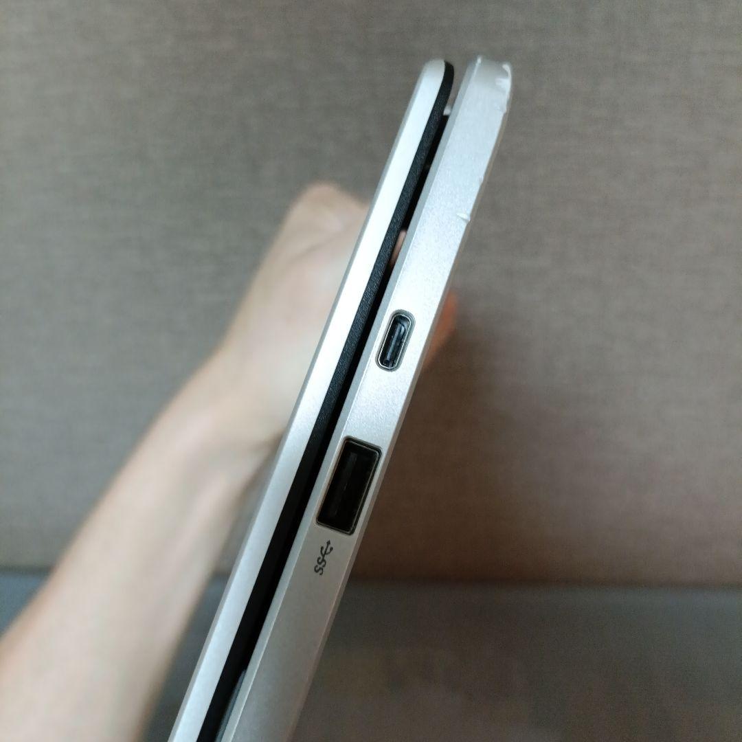 ASUS Chromebook c523na 15.6 インチ　純正充電器