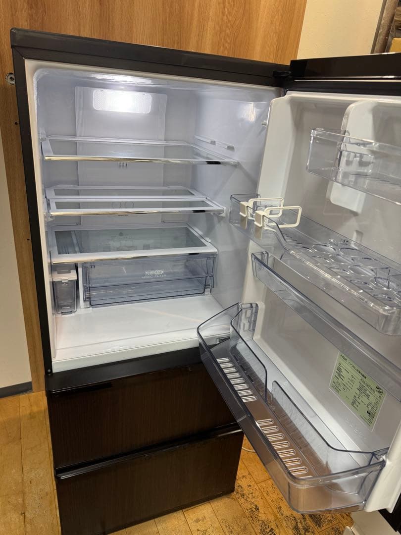 ダークブラウン 2ドア冷蔵庫　AQR-SV27K 仙台市配達無料
