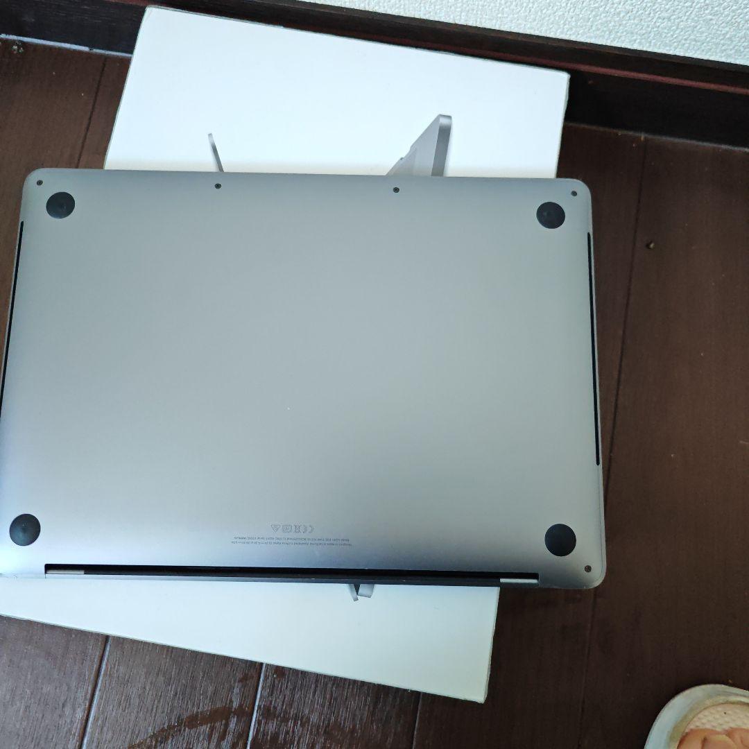 MacBook Pro 2020 i5 16GB　512GB