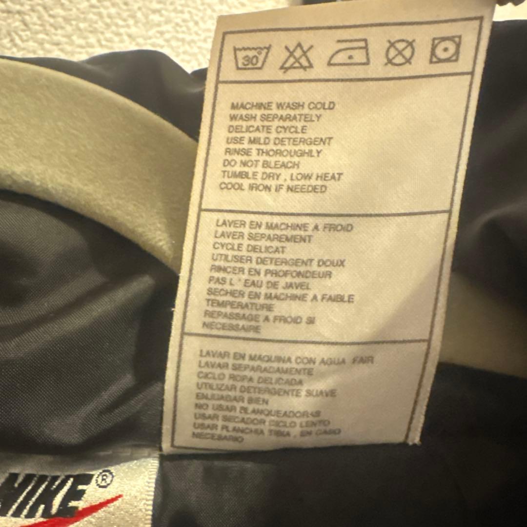 NIKE ダウンジャケット 緑 ビッグシルエット グリーン