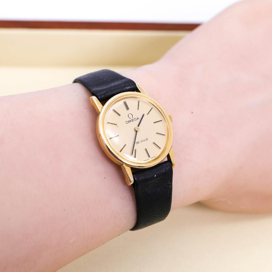 稼働 OMEGA 腕時計 手巻き 機械式 ラウンド アンティーク 2600