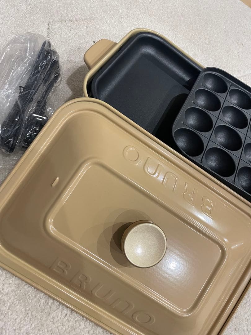 ブルーノ　コンパクトホットプレート　サンドベージュ