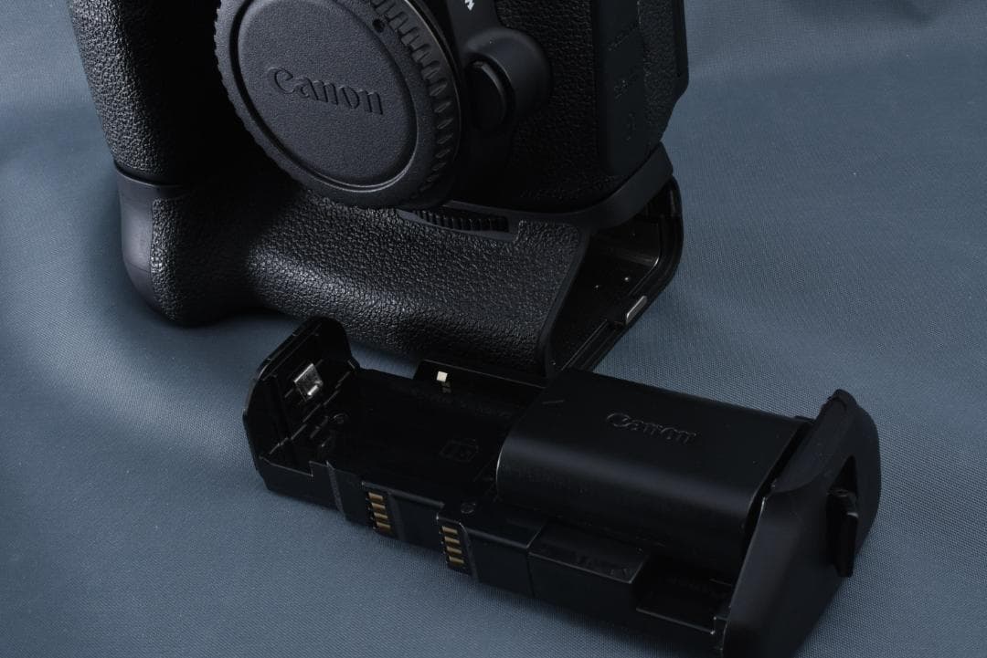 【美品】Canon EOS 60D ＋ バッテリーグリップ BG-E9 セット