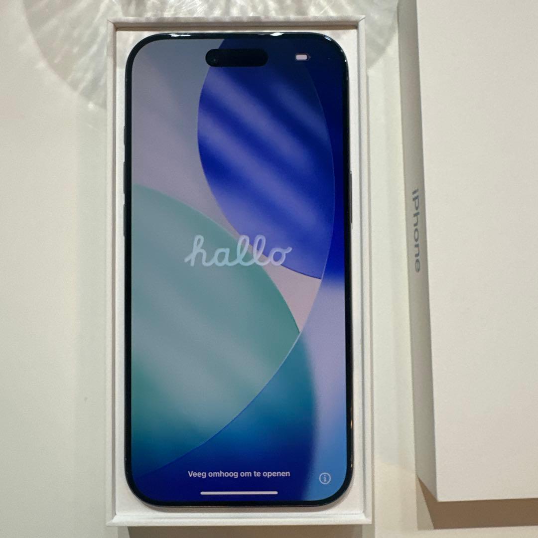 【美品】Apple iPhone Air スカイブルー 本体 充電ケーブル箱あり