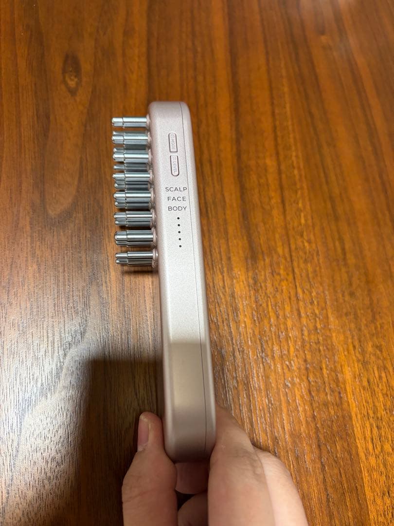 サロニア EMSリフトブラシ(ピンク)