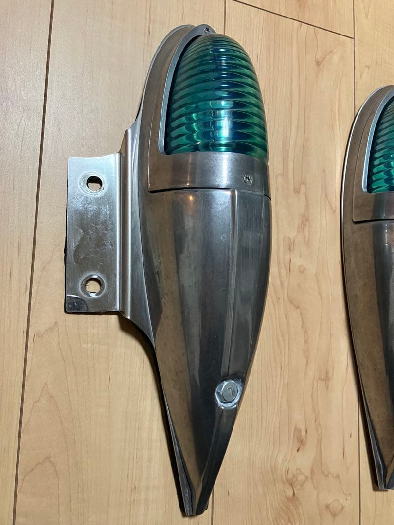 ナマズランプ　ステー付き