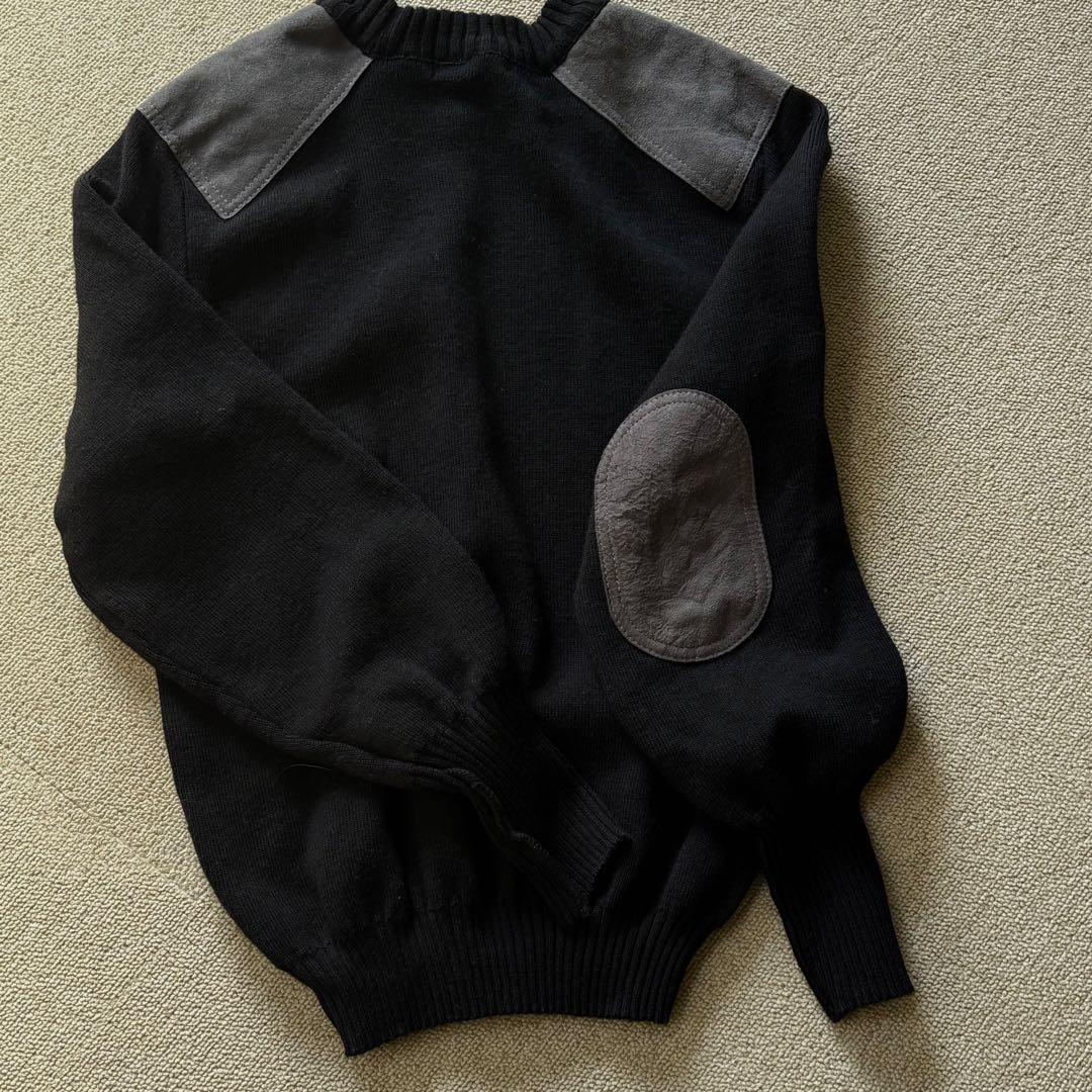 Burberry バーバリー　美品ブラック クルーネックセーター