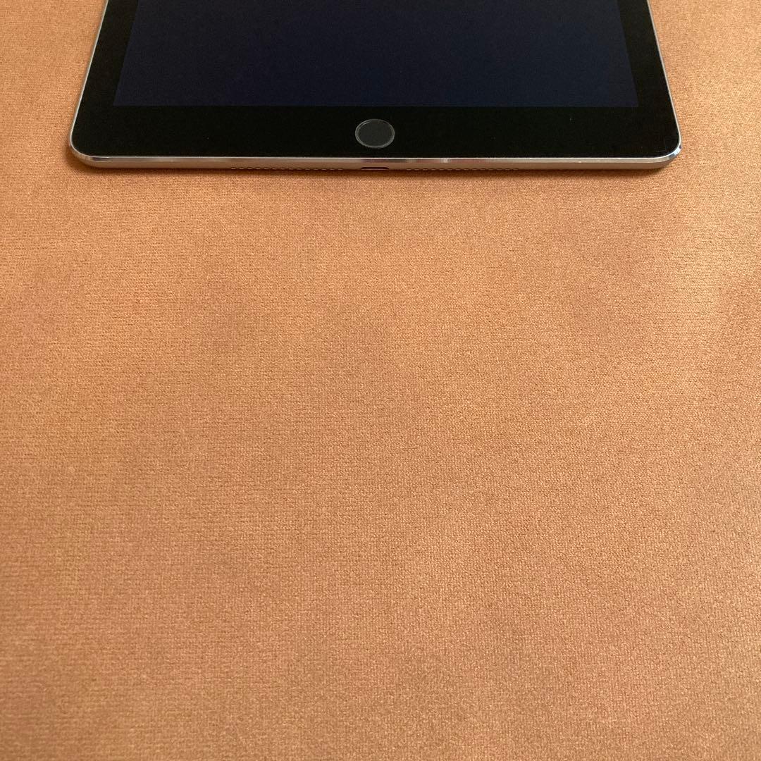 140【早い者勝ち】電池最良好☆iPad Air2 128GB WIFIモデル☆