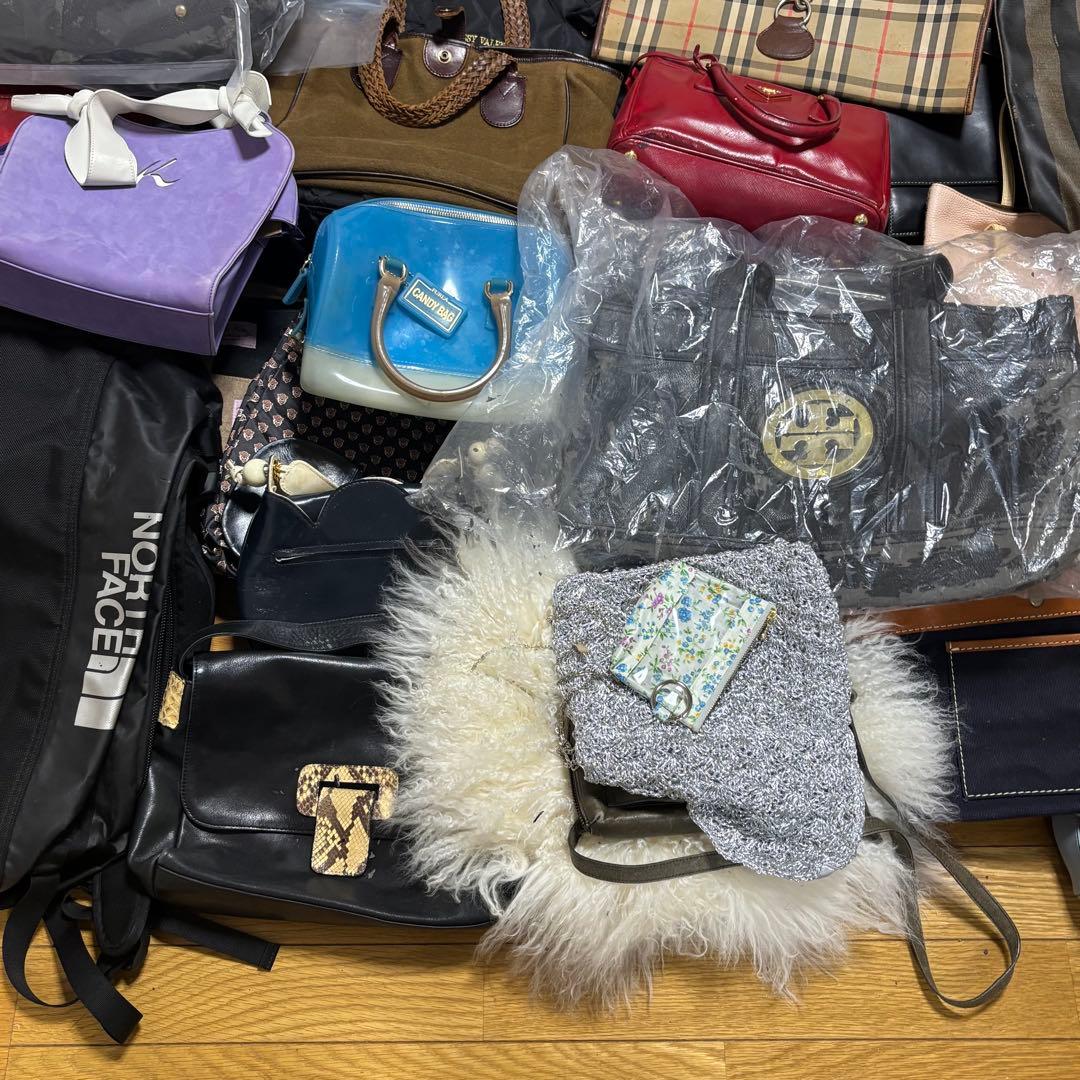 バッグ　まとめ　大量　130点以上　良品　ルイヴィトン　PRADA バレンシアガ
