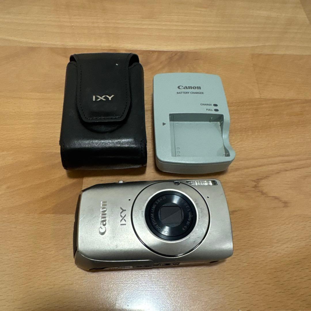 【コンパクトデジタルカメラ】Canon IXY 30S